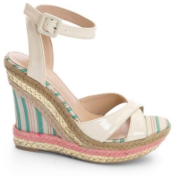 VENUS Shoes - Wedges summer heels size 7.5 espadrille white/blue